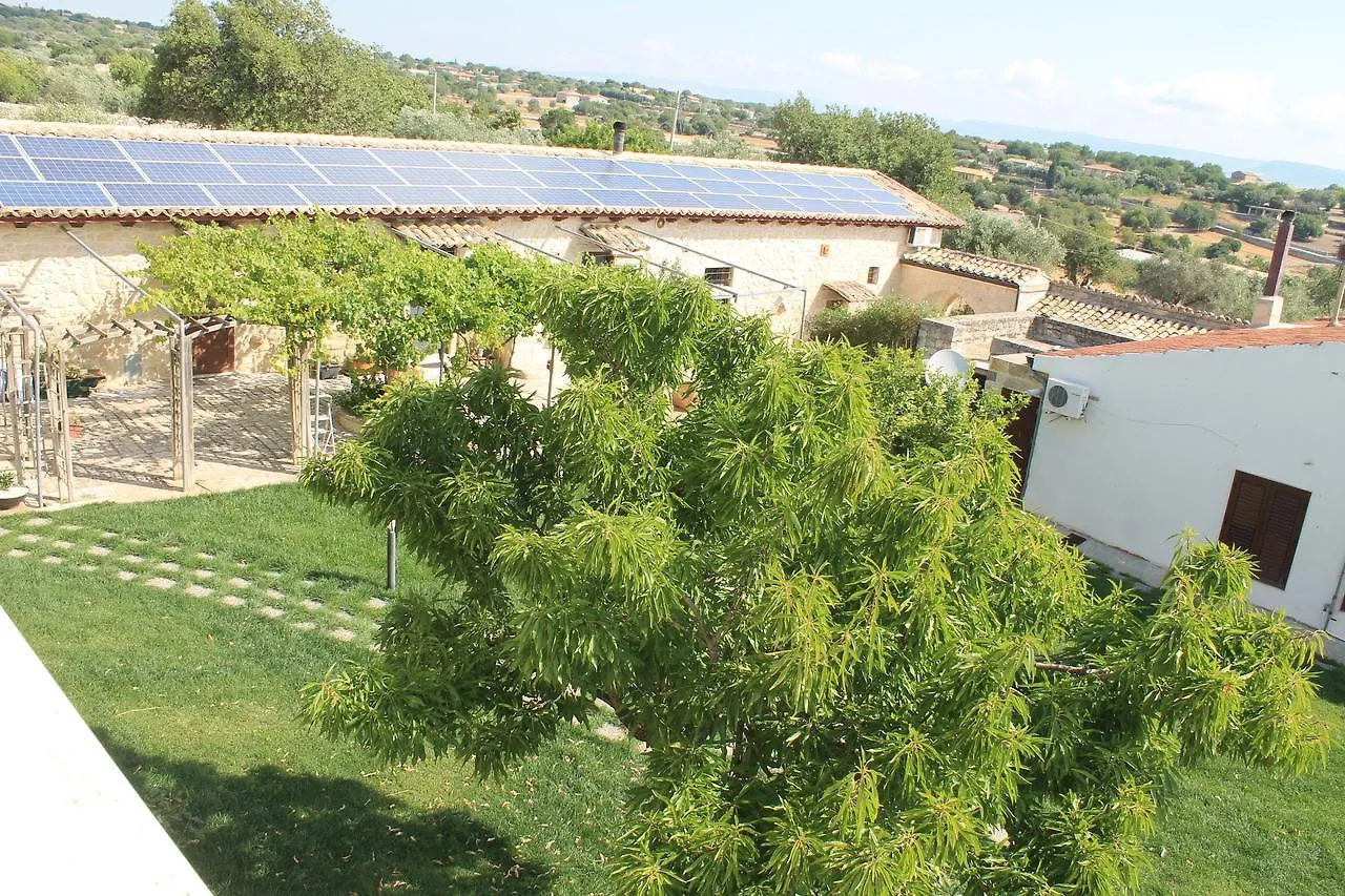 Il Paradiso Di Adamo Modica 0*,  Italia